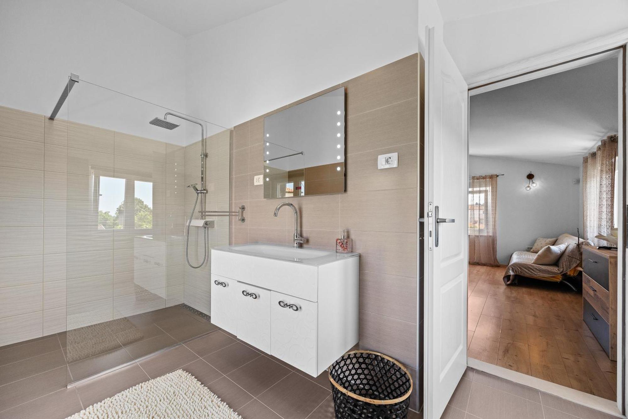 Five Bedroom Villa Emily With Pool In Medulin Exterior foto