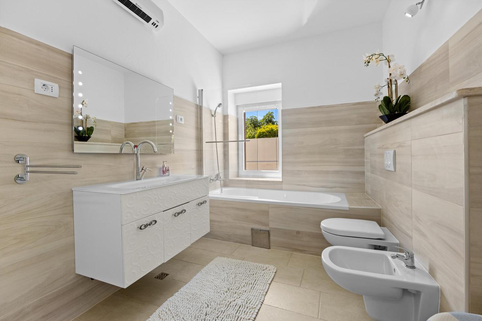Five Bedroom Villa Emily With Pool In Medulin Exterior foto