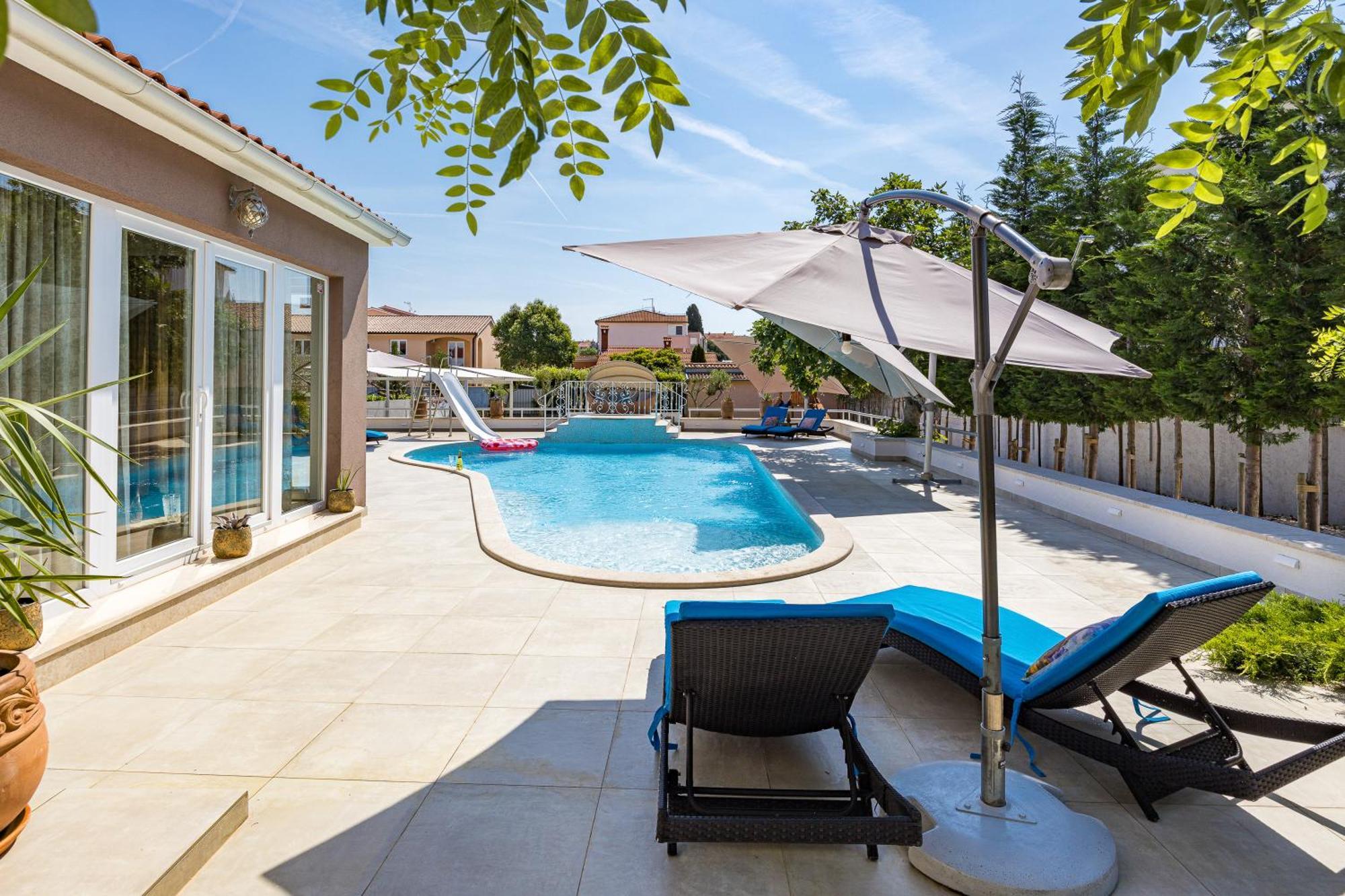 Five Bedroom Villa Emily With Pool In Medulin Exterior foto