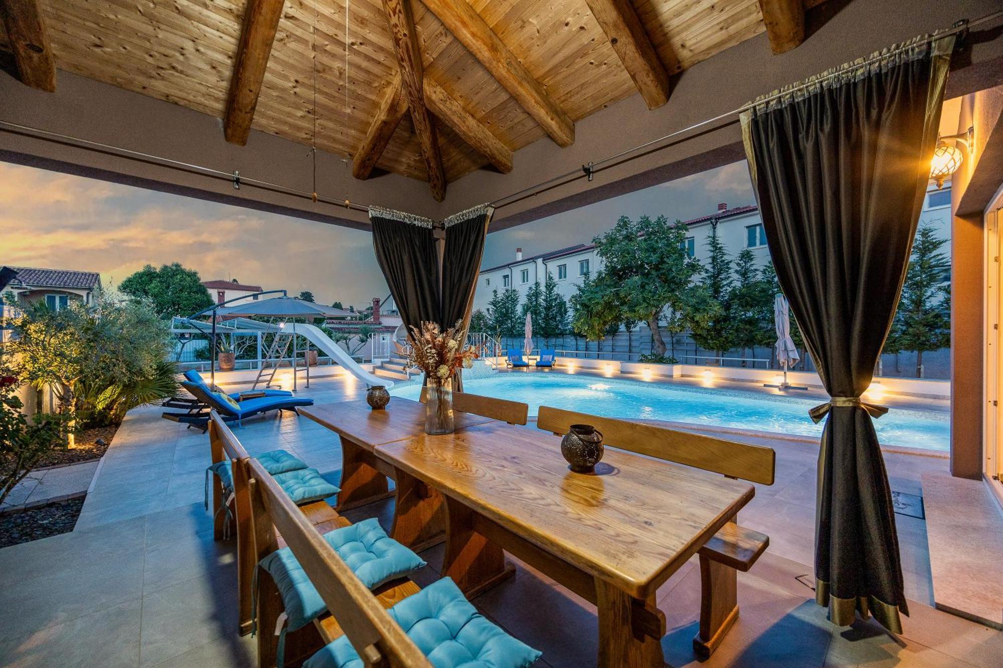 Five Bedroom Villa Emily With Pool In Medulin Exterior foto